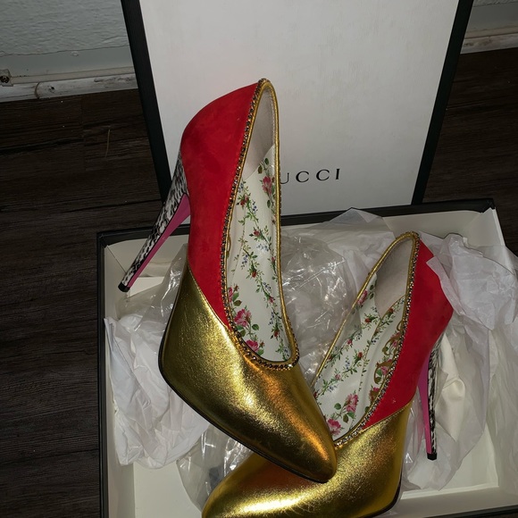 Gorgeous Custom Design Authentic Gucci Heels - Picture 6 of 8